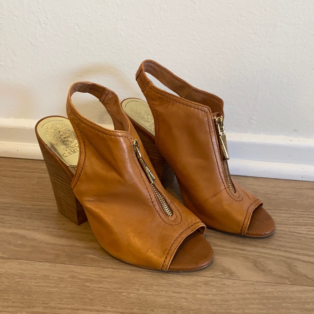 Vince Camuto leather block heel